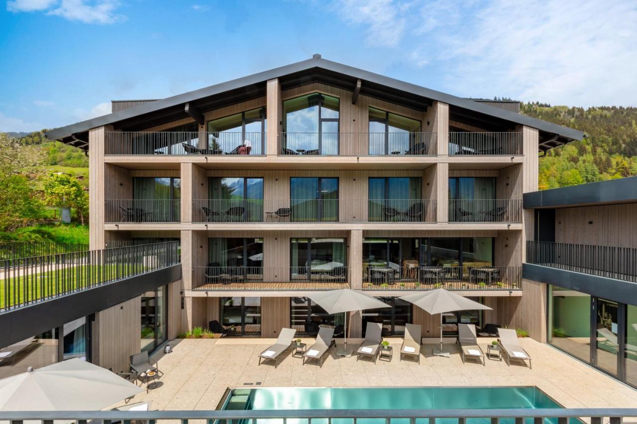 Emma Deluxe Aparthotel in Fürth-Piesendorf bei Kaprun Exterior foto