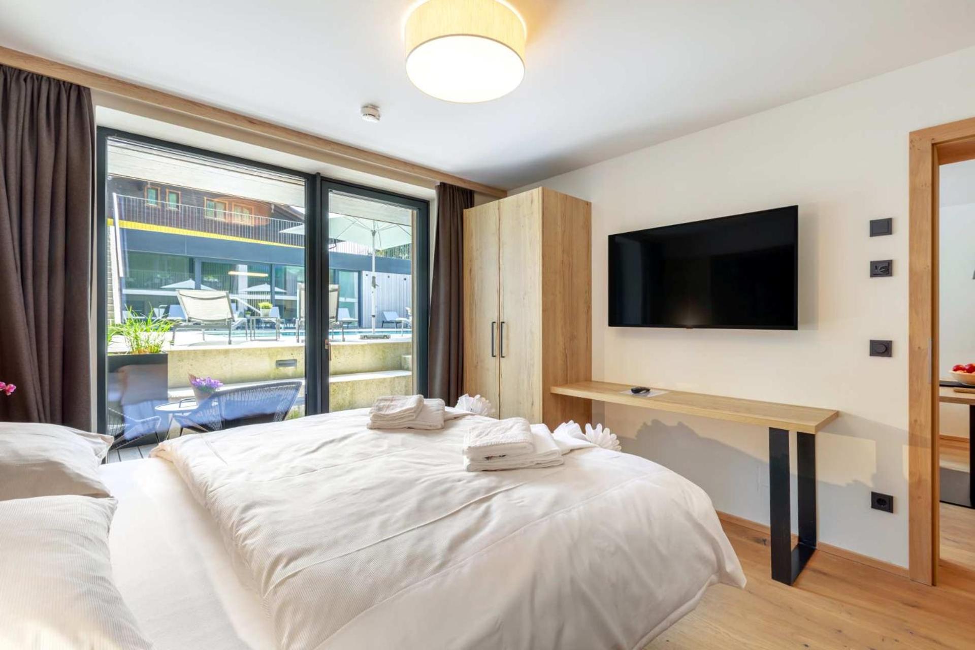 Emma Deluxe Aparthotel in Fürth-Piesendorf bei Kaprun Habitación foto