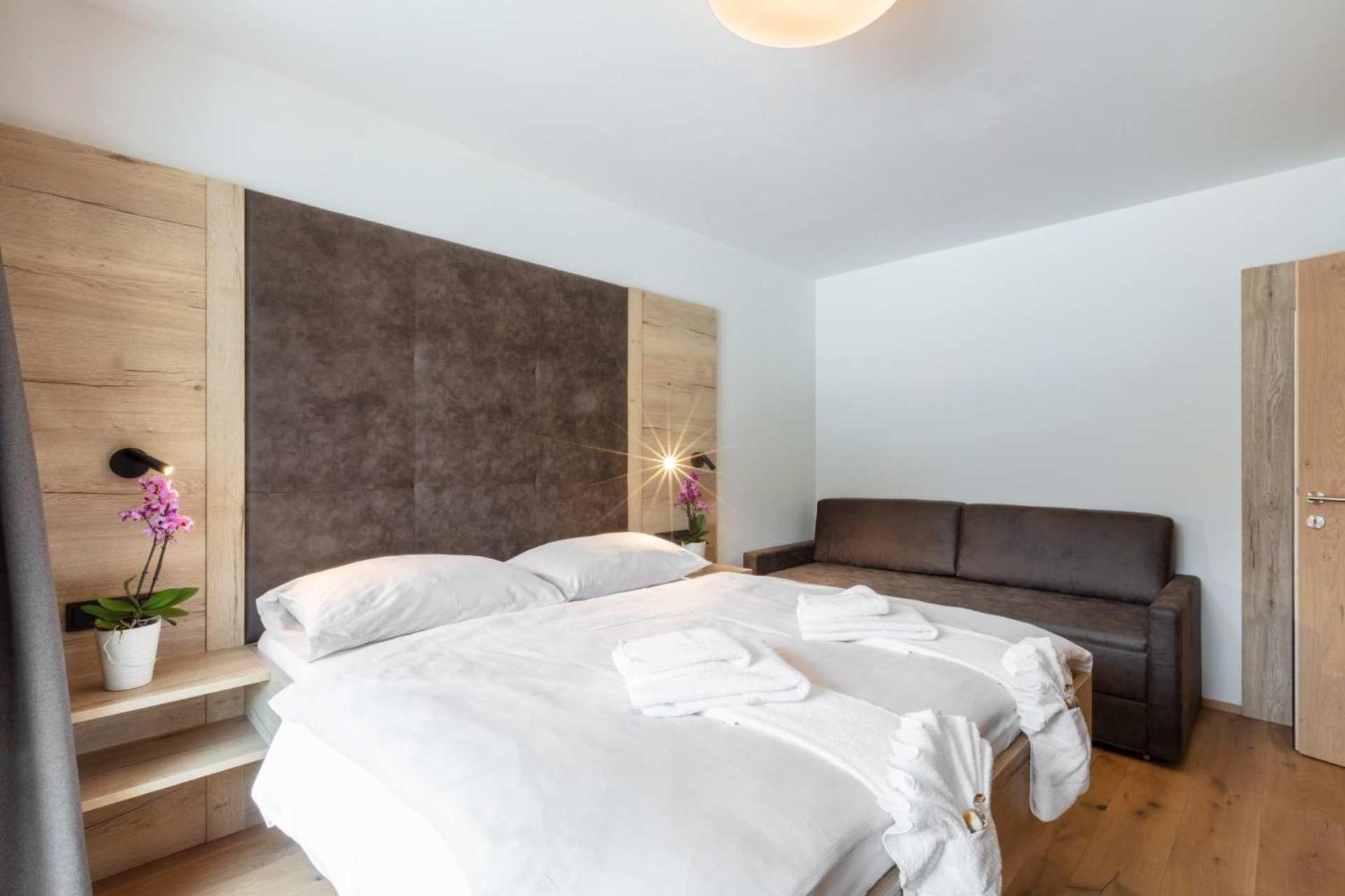 Emma Deluxe Aparthotel in Fürth-Piesendorf bei Kaprun Habitación foto